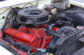 Chevrolet Nomad (1960) - der V8-Motor ist längs eingebaut