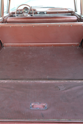 Chevrolet Nomad (1960) - ein Klavier passt nicht rein, aber ein Ersatzmotor schon