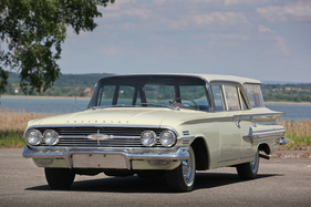 Chevrolet Nomad (1960) - klassische Chevrolet-Front der frühen Sechzigerjahre