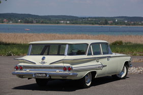 Chevrolet Nomad (1960) - über zwei Meter breit