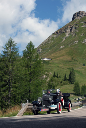 Chevrolet Universal Phaeton (Series AD) Six (1931) - ADAC Trentino Classic 2013 - Oldtimer-Wanderung um den Autostadt-Pokal