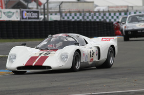 Chevron B16 Mazda (1970) - im Plateau 5 (1966-1971) an der Le Mans Classic 2012