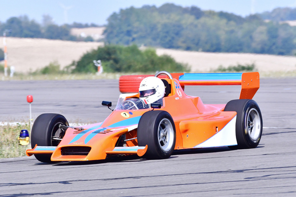Chevron B47 (1979) – Historisches Flugplatzrennen Zweibrücken 2024