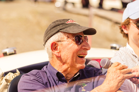 Christian Jenny im interview zum Klassensieg mit seinem Jaguar XK 120 Hansgen Special - ZCCA Zug 2025