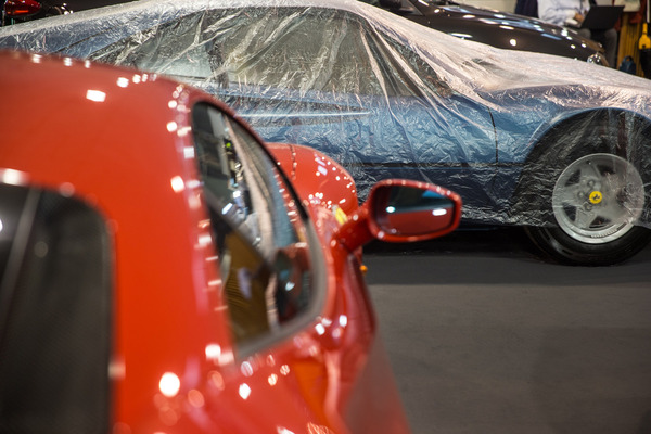 Christo am Werk? Eingepackter Ferrari 308 GTB - Auto e Moto d'Epoca 2022