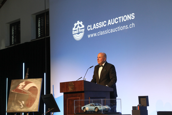 Christof Reutlinger erklärt die Auktionsbedingungen - Emil Frey Classic/Youngtimer & Motorcycle Auktion 2025