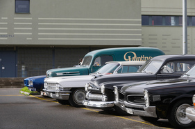 Chrome and opulent shapes - Albisgütli Classics Cars & Bikes October 2025