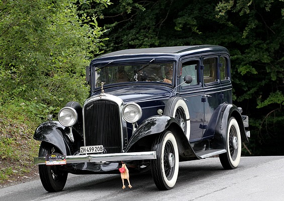 Chrysler (1928) - Oldtimer in Obwalden OiO 2011 - mit Gummiadler an der Stossstange