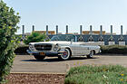 Bild: Chrysler 300-G Convertible (1961) - als Lot 115 angeboten an der Bonhams Scottsdale Versteigerung am 27. Januar 2023
