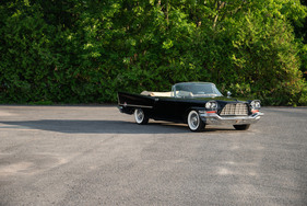 Chrysler 300D Convertible (1958) - Lot 219 an der RM/Sotheby's Hershey Versteigerung vom 4./5. Oktober 2023