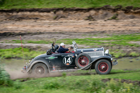 Chrysler 75 (1929) - Tag 17 - Tyumen - Ekaterinberg - Rallye Peking-Paris 2016