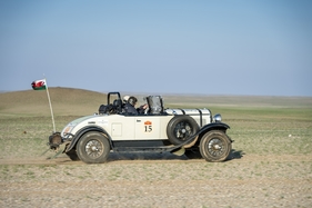 Chrysler 75 Roadster (1929) - 2. Platz für Mike Thompson and Andrew Davies - Rallye Peking-Paris 2016