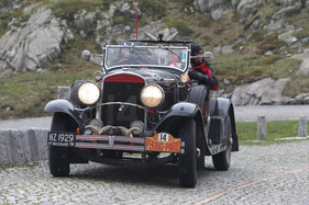 Chrysler 75 Roadster (1929) - an der Rallye Peking-Paris 2013 - Sonderprüfung Tremola Tag 31