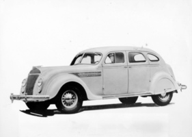 Chrysler Airflow (1936) - "Six Passenger Sedan"