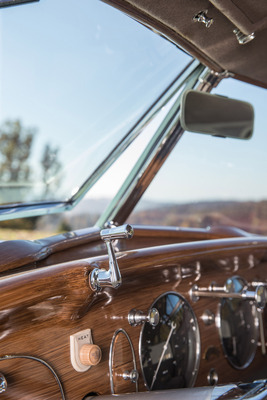 Chrysler Airflow C1 (1935) - Kurbel zum Öffnen der Frontscheibe