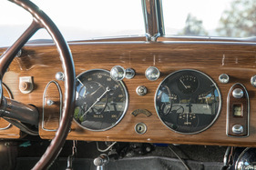 Chrysler Airflow C1 (1935) - Tacho bis 160 km/h