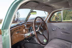 Chrysler Airflow C1 (1935) - aufwändiges Interieur