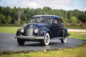 Chrysler Airflow Coupe (1937) - angeboten als Lot 169 an der RM/Sotheby's Versteigerung in Hershey am 11./12. Oktober 2018
