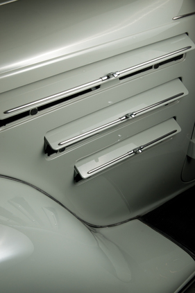 Chrysler Airflow Eight Sedan (1934) - als Lot 117 an der RM Auction Motor City vom 26. Juli 2014