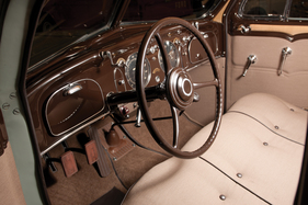 Chrysler Airflow Eight Sedan (1934) - als Lot 117 an der RM Auction Motor City vom 26. Juli 2014