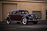 Chrysler Airflow Eight Sedan (1937) - als Lot 205 an der RM/Sotheby's Arizona Versteigerung 2017 angeboten (© Patrick Ernzen - Courtesy RM Sotheby's, 2016) Chrysler Airflow Eight Sedan (1937) - als Lot 205 an der RM/Sotheby's Arizona Versteigerung 2017 angeboten (© Patrick Ernzen - Courtesy RM Sotheby's, 2016)