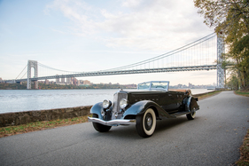 Chrysler CL Imperial Dual-Windshield Phaeton 'Ralph Roberts' by LeBaron (1933) - als Lot 132 an der RM/Sotheby's Arizona Versteigerung 2017 angeboten
