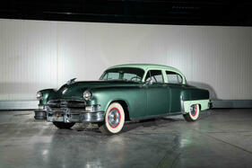 Chrysler Custom Imperial Sedan 331 (1953) - als Lot 109 angeboten an der Bonhams Spring Motoring Online Versteigerung vom 21. bis 31. März 2022