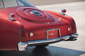 Chrysler D'Elegance (1952) - angeboten an der RM Auktion von Monterey vom 19. und 20. August 2011