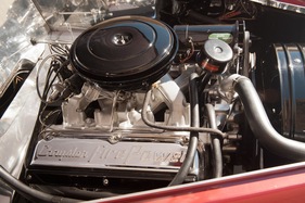 Chrysler D'Elegance (1952) - verkauft an der RM Auction von Monterey 2011 - Chrysler V8 'Fire Power'