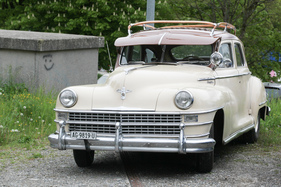 Chrysler New Yorker (1948) - mit Dachgepäckträger - Albisgütli Classics April 2022