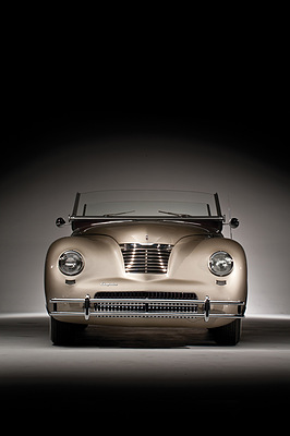 Chrysler Newport Indianapolis 500 Pacemaker by LeBaron (1941) - angeboten als Lot 128 an der RM Auction "Don Davis Collection" am 27. April 2013