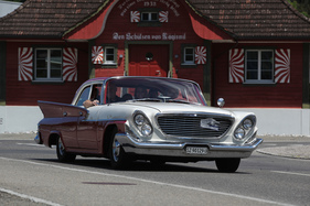 Chrysler Newport RC 1L 41 (1961) - Limousine auf Passagierfahrt - Oldtimer in Obwalden (O-iO) 2019 (1961)