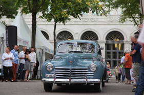 Chrysler Royal (1941) - es geht zur Preisverleihung - am ZCCA 2016