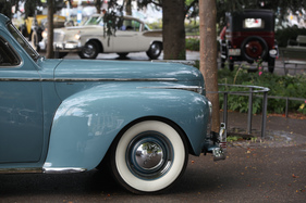 Chrysler Royal (1941) - mit Weisswandreifen - am ZCCA 2016