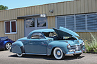 Chrysler Royal Coupe (1941) - herrliche Linienführung und Schmetterlingstüren für den Motor - Autohalle Sunday Classics Juni 2022