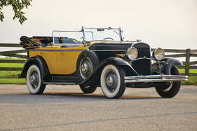 Chrysler Series 77 Dual-Cowl Phaeton by Locke (1930) - als Lot 185 an der RM Auction Hershey vom 9./10. Oktober 2014