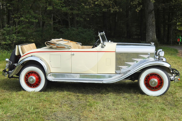 Chrysler Series 77 Roadster (1930) - as lot 26 at the auction of the classic car gallery at the Dolder Grand Hotel on June 17, 2017