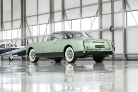 Chrysler Special Coupé by Ghia (1953) - als Lot 213 angeboten an der RM/Sotheby's Versteigerung "Driven by Disruption" in New York am 10. Dezember 2015