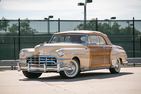 Chrysler Town and Country Convertible (1949) - als Lot 256 an der RM/Sotheby's Hershey Versteigerung vom 6./7. Oktober 2016