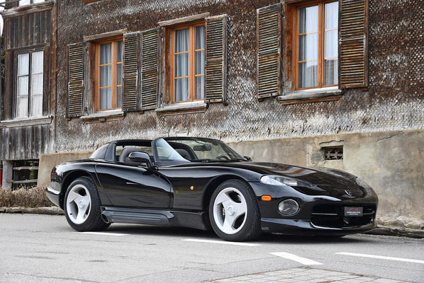 Chrysler Viper RT/10 (1995) - als Lot 171 angeboten an der Versteigerung der Oldtimer Galerie in Toffen am 26. März 2022