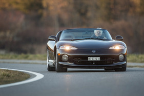 Chrysler Viper RT/10 (1995) - lenkt exakt ein und bleibt fahrsicher