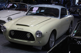 Cisitalia 33 DF Voloradente Coupé (1954) - Artcurial Versteigerung an der Rétromobile 2012 in Paris (Lot 355) - Artcurial schätzte das Coupé auf € 125'000 bis 155'000, zugeschlagen wurde es für € 125'000