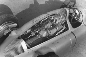 Cisitalia 360 (1947) - eingebauter Motor