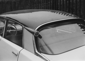 Citroën DS 19 (1956) - Gewölbte Heckscheibe mit gut sichtbarem Blinklicht hinten