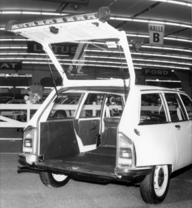 Citroën GS Break Conf. am Genfer Automobilsalon 1972 - tiefe Ladefläche und damit besonders gut zugänglicher Kofferraum