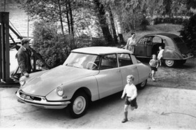 Citroën ID 19 (1957) - der ID für den Papa, die Ente für die Ehefrau