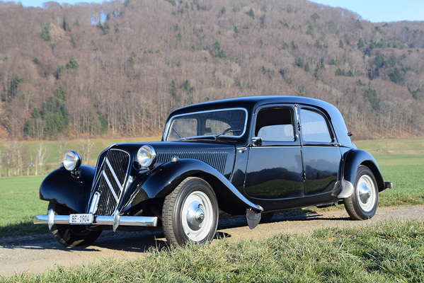 Citroen 11 B (1953) - angeboten an der Versteigerung der Oldtimer Galerie in Toffen am 29. April 2017