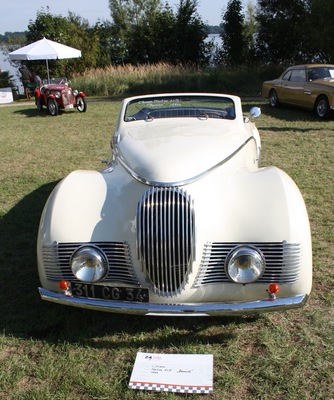 Citroën 11 B von 1944 mit Schweizer Bernath Karosserie - 24 Tour du Pont 2015