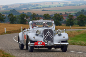 Citroën 11 BL Légère (1951) an der RAID Suisse-Paris 2016