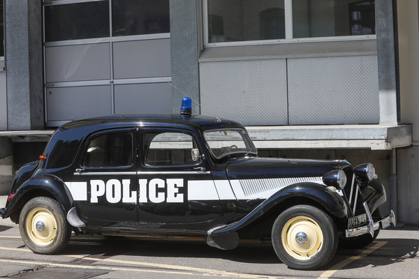 Citroën 11 CV (1952) - als Polizeifahrzeug - Older Classics August 2024